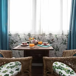 Crispi Deluxe 2 Bedroom Appartamento Roma